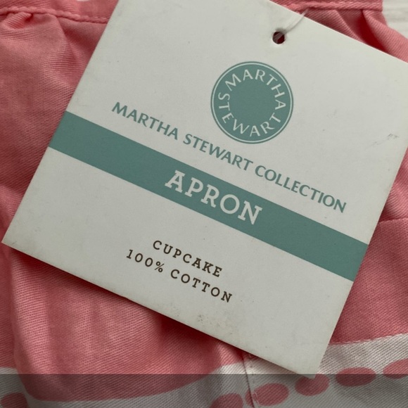 New: Martha Stewart Cupcake Apron - Picture 3 of 3
